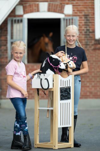 Stáj pro Hobby Horsing - přírodní dřevo/bílá